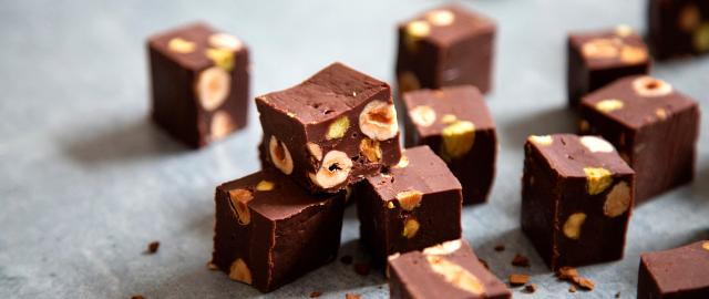 intens fudge med mørk chokolade og kaffe